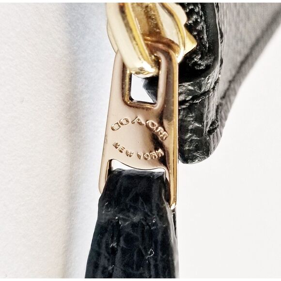 COACH Black Leather Slim Wallet Pouch Bag Clutch Textured Gold Top Zipper - Picture 3 of 7